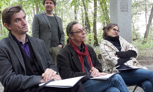 https://www.literaturportal-bayern.de/images/lpbawards/2020/klein/Blumentopf_Jury-Mitglieder_2019_500px.jpg