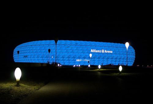 https://www.literaturportal-bayern.de/images/lpbblogs/autorblog/2019/gross/1280px-AllianzArena500.jpg