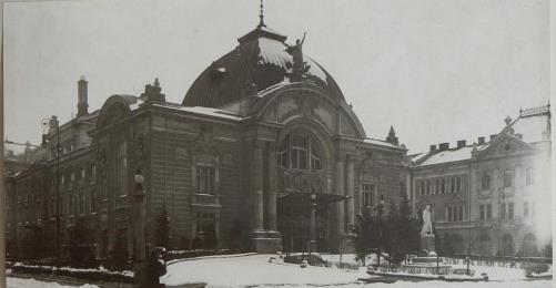 https://www.literaturportal-bayern.de/images/lpbblogs/autorblog/2022/klein/Stadttheater_in_Czernowitz_500.jpg