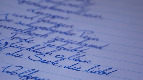 https://www.literaturportal-bayern.de/images/lpbblogs/instblog/2017/klein/Gedicht500.jpg