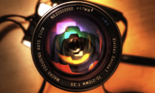 https://www.literaturportal-bayern.de/images/lpbblogs/instblog/2018/camera500.jpg