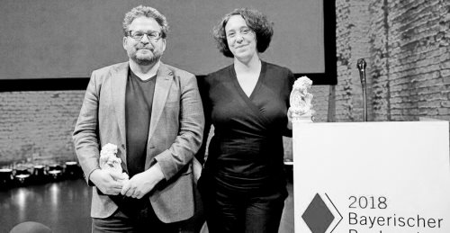 https://www.literaturportal-bayern.de/images/lpbblogs/instblog/bayerischer_buchpreis_2018_c_stefan_loeber_01_500.jpg