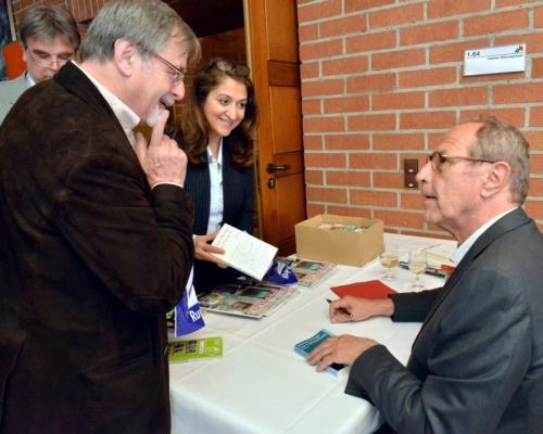 https://www.literaturportal-bayern.de/images/lpbblogs/instblog/klein/weiden_literaturtage2014_500.jpg