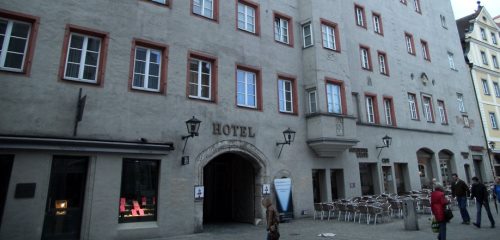https://www.literaturportal-bayern.de/images/lpbblogs/loge/klein/loge393_hotel_500.jpg