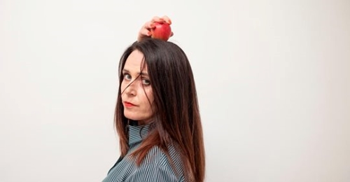 https://www.literaturportal-bayern.de/images/lpbevents/2021/6/Mette_Moestrup500.jpeg