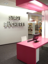 https://www.literaturportal-bayern.de/images/lpbinstitutions/bayr_rw21_eingang_164.jpg