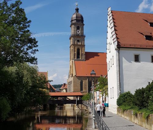 https://www.literaturportal-bayern.de/images/lpbplaces/Amberg_pixabay_500.jpg