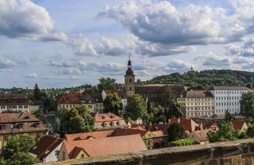 https://www.literaturportal-bayern.de/images/lpbplaces/Bamberg_Pixabay_500.jpg#joomlaImage://local-images/lpbplaces/Bamberg_Pixabay_500.jpg?width=500&height=325