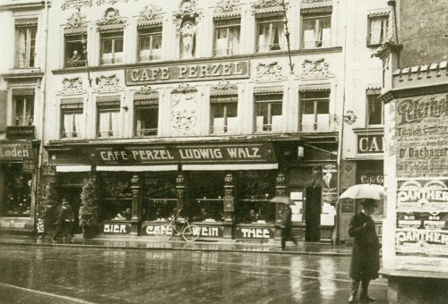 https://www.literaturportal-bayern.de/images/lpbplaces/Cafe_Perzl-um-1907_500.jpg