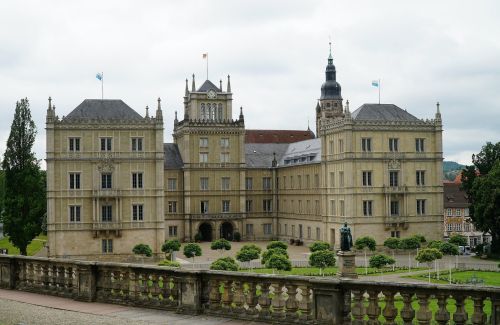https://www.literaturportal-bayern.de/images/lpbplaces/Coburg_Ehrenburg_Pixabay_500.jpg#joomlaImage://local-images/lpbplaces/Coburg_Ehrenburg_Pixabay_500.jpg?width=500&height=325