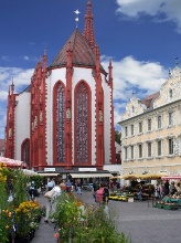 https://www.literaturportal-bayern.de/images/lpbplaces/wuerzb_falkenhaus_platz_164.jpg