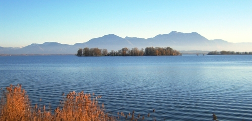 https://www.literaturportal-bayern.de/images/lpbthemes/2015/klein/crime_Chiemsee021_500.jpg