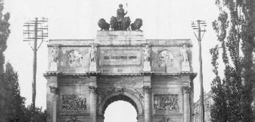 https://www.literaturportal-bayern.de/images/lpbthemes/rausch_daudet_siegestor.jpg